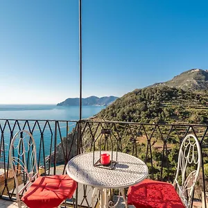 Rossi Tramonti 1, Appartement Corniglia