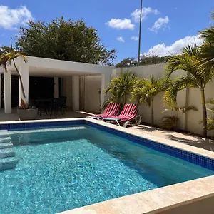 Andira Apartamento Willemstad