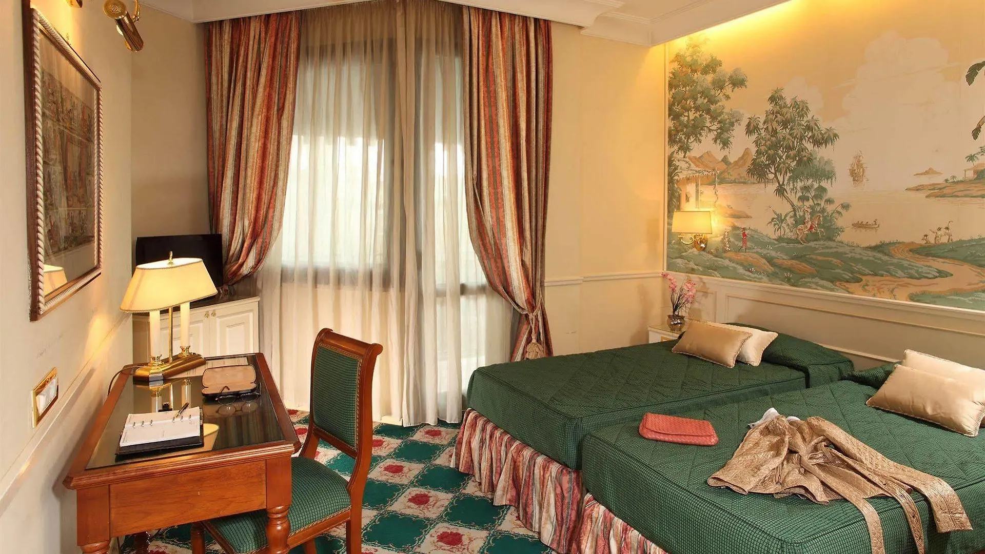 **** Hotel Donna Laura Palace Roma Italia